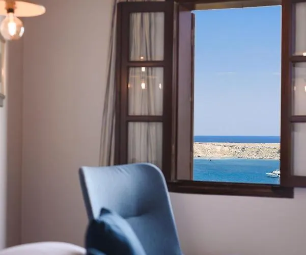 וילה Villa Thalassa 1 2 Bedrooms With En-Suite Sea Views