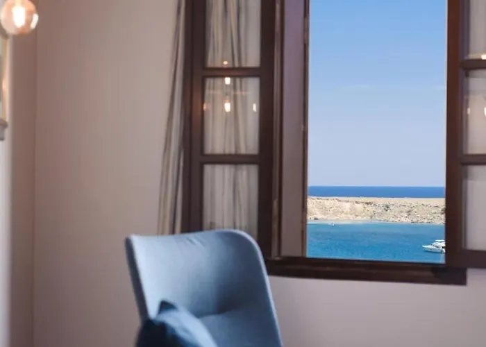 Villa Thalassa 1 2 Bedrooms With En-Suite Sea Views וילה *