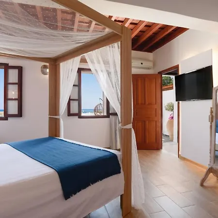 Thalassa 1 2 Bedrooms With En-suite Sea Views Vila